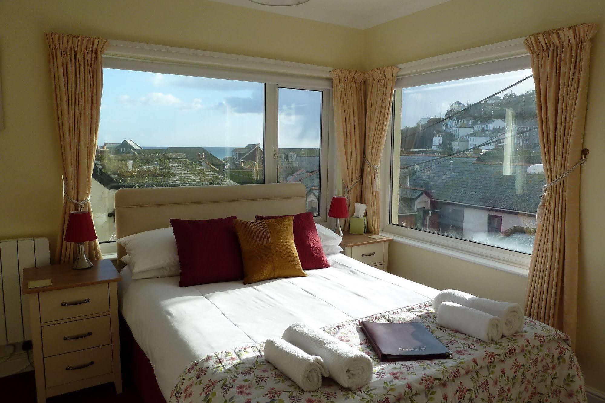Buckingham House Panzió Mevagissey Kültér fotó